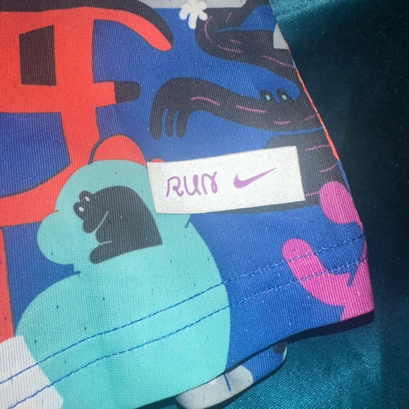 Nike Aeroswift Tokyo Olympics Singlet Unisex - Picture 3 of 4